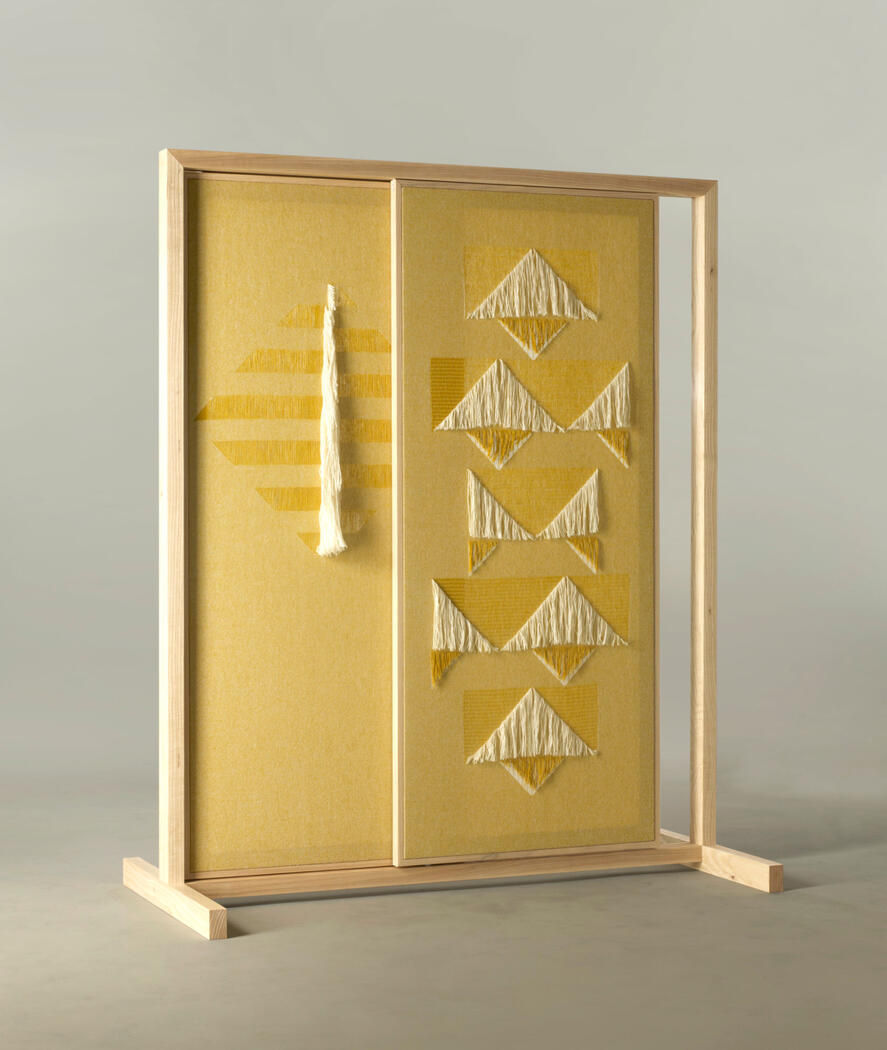 Ash Shoji Screen